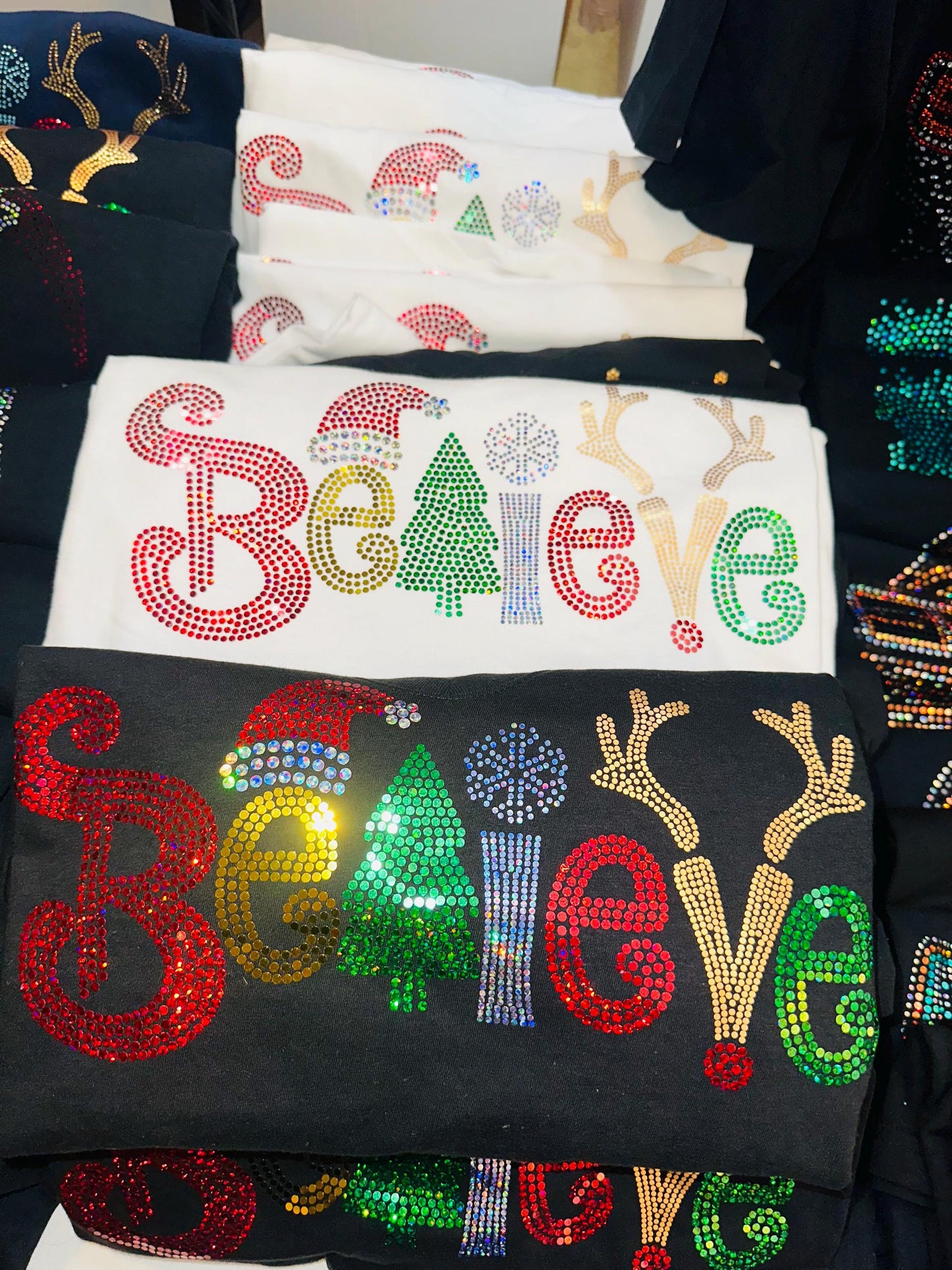 Believe Bling Tee, T-Shirt/Christmas Design! Christmas Sweatshirt! Long Sleeve V Neck! Holiday Bling Tee! White, Black, Hot Pink, Navy Tees! - Stitch N Bling