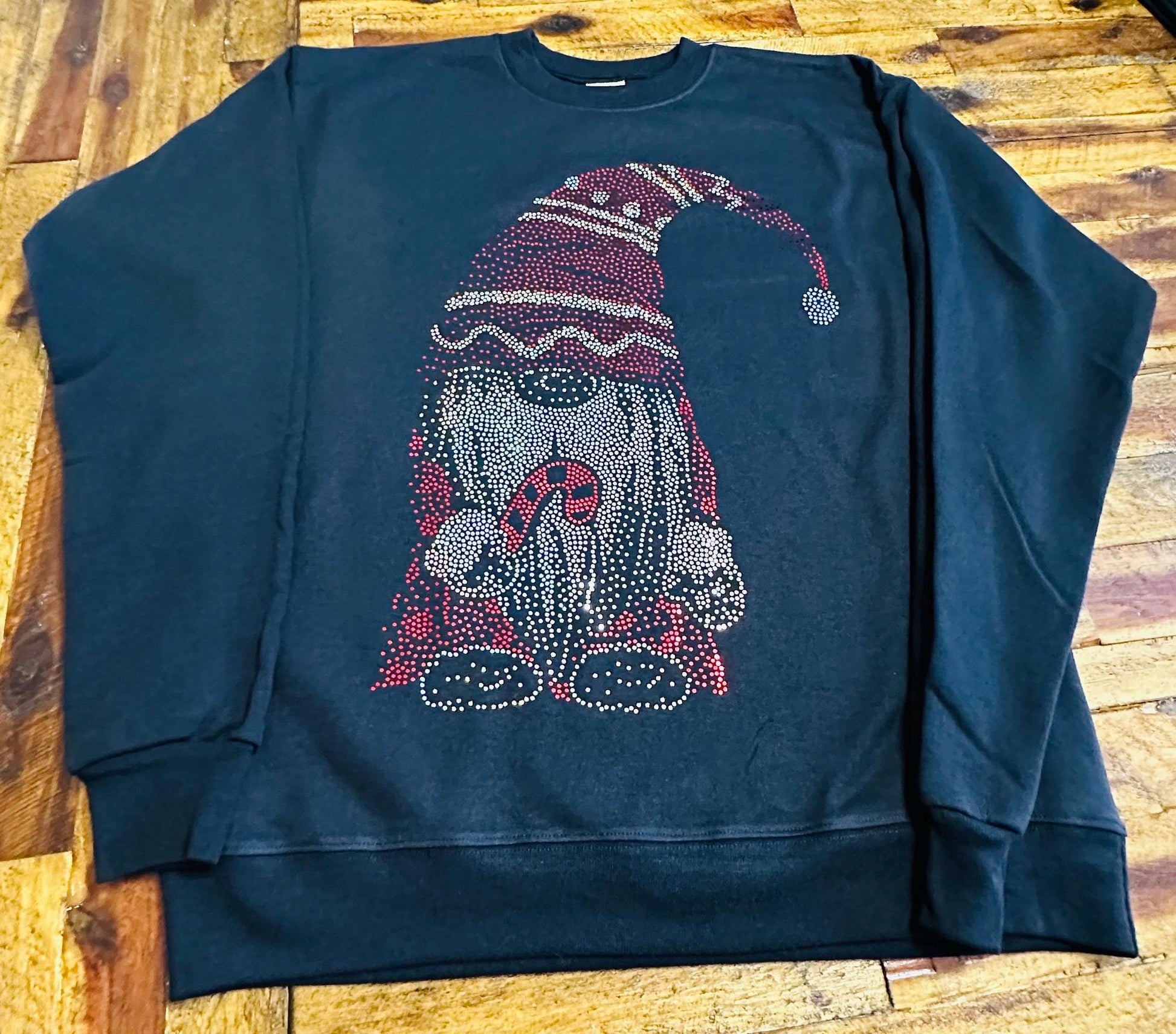 Christmas Gnome Bling Tee, T-Shirt Christmas Spangle Design! Gnome with Santa Hat! Gnome Tee, Long Sleeve or Sweatshirts! - Stitch N Bling