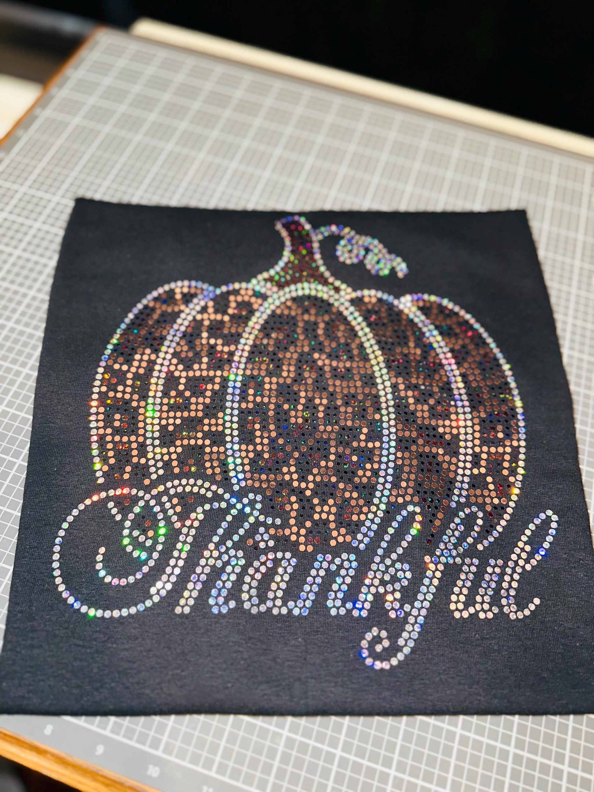 Thankful Leopard Pumpkin Bling Tee, T-Shirt Pumpkin Spangle Design! Fall Pumpkin Tee, Long Sleeve or Sweatshirt! Thanksgiving Shirt! Holiday - Stitch N Bling